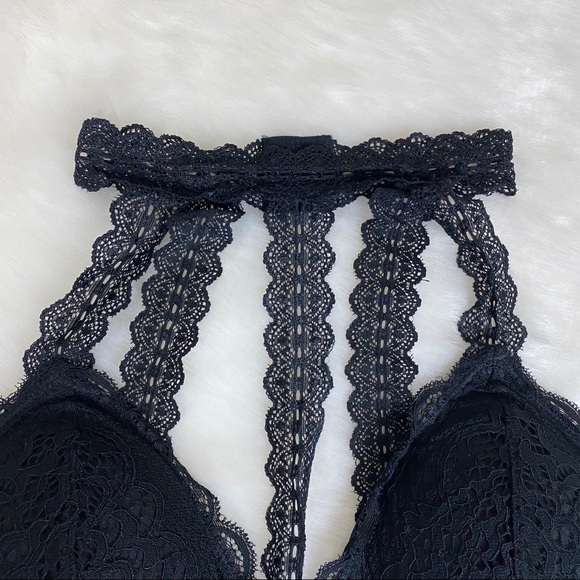 High Neck Lace Bralette - Picture 7 of 7